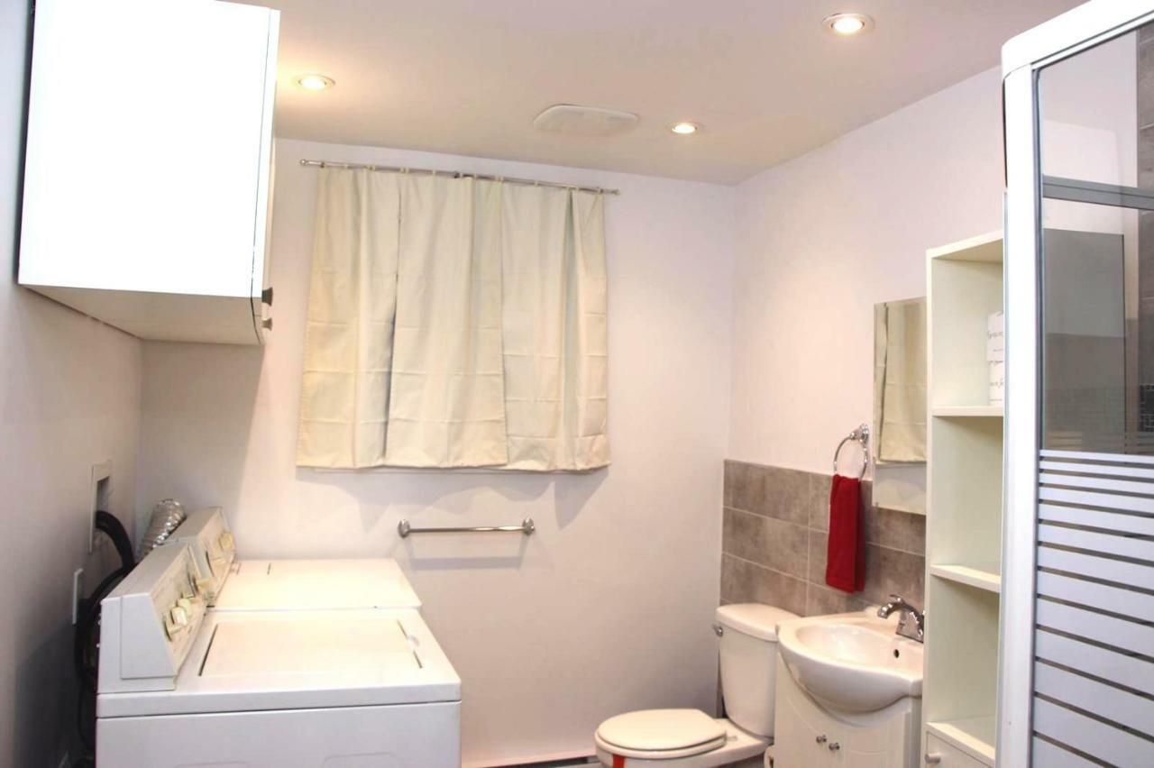 Private Comfy Apartment In モントリオール エクステリア 写真